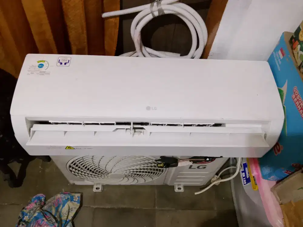 AC second berkualitas baru pake 1 thn nego sampe deal