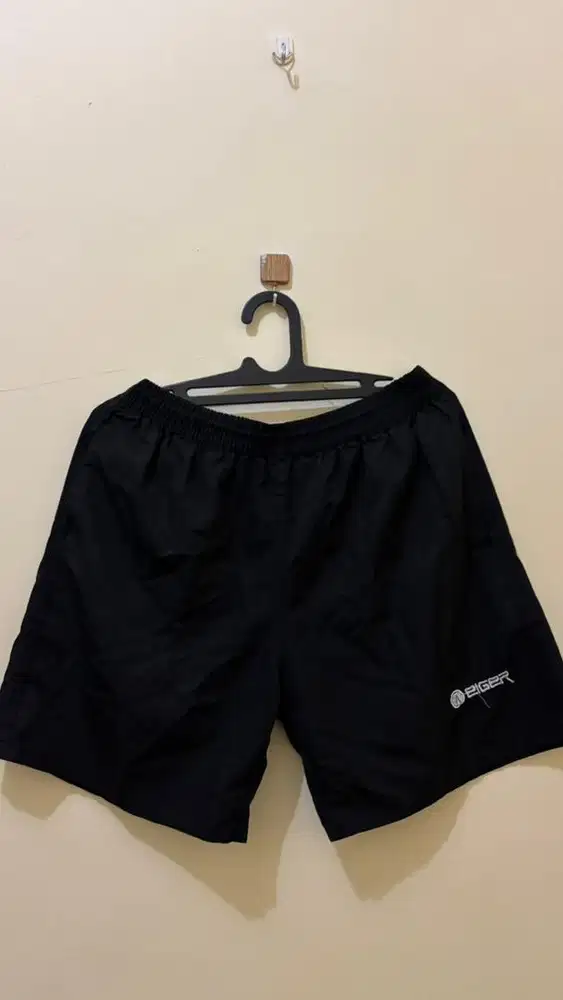 Preloved EIGER Celana Pendek Olahraga