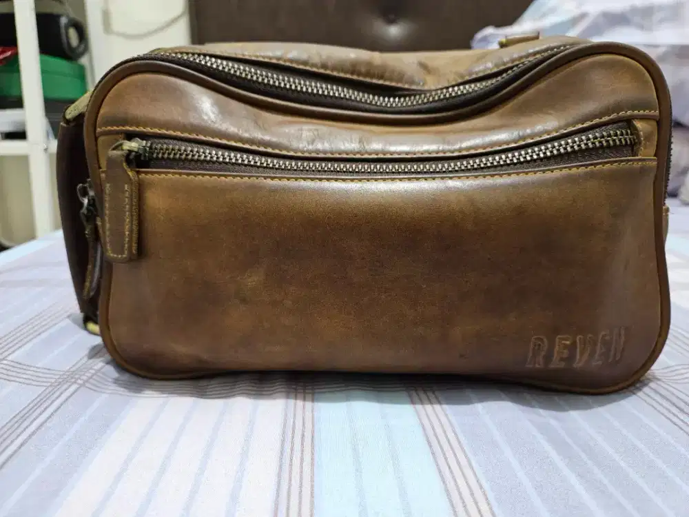 Reven Leather Sadewa Slingbag, Clutch Bag, Handbag