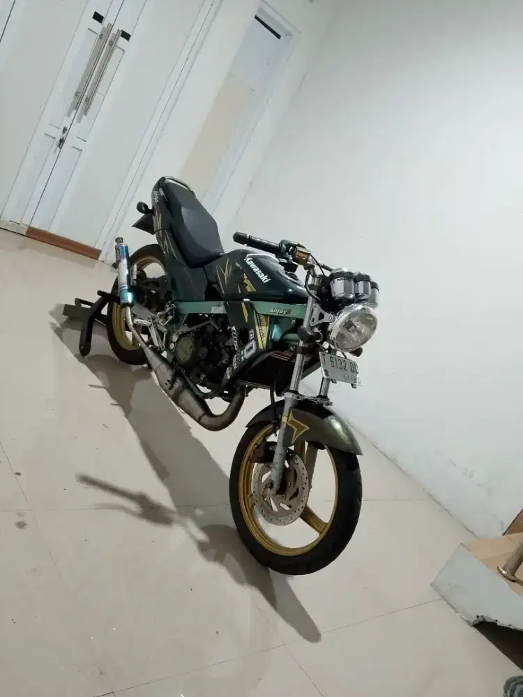 Ninja Kis Antik Bos, Surat kumplit & pajak hanya telat. Boring 2