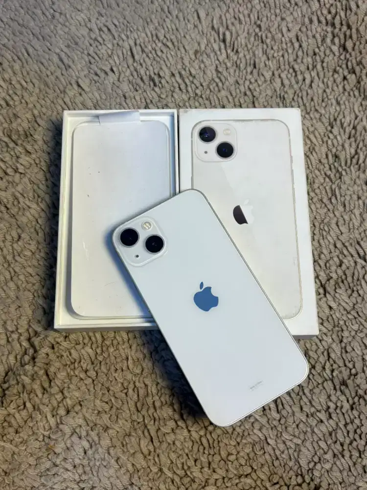 iPhone  13 128Gb iBox