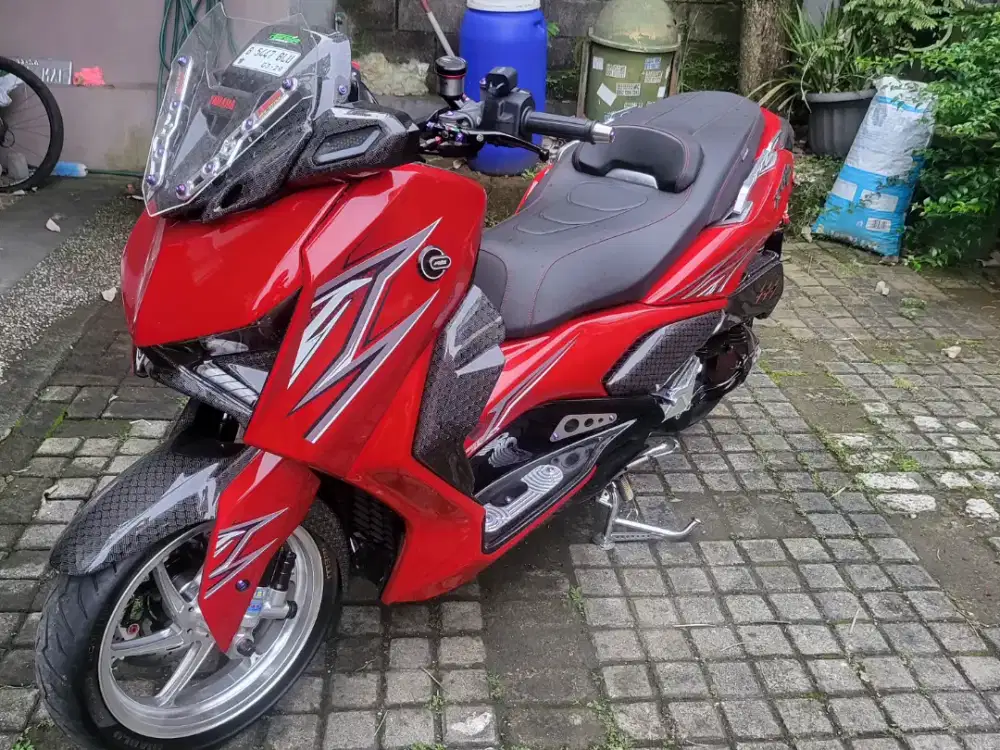 Yamaha Xmax 2024