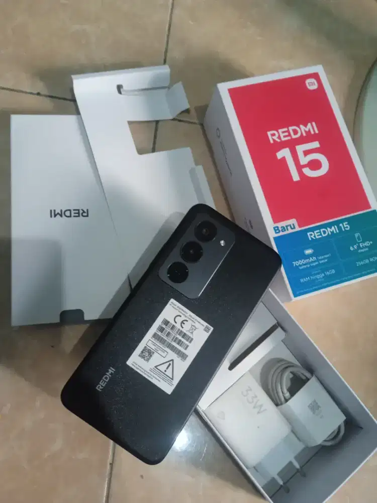 Redmi 15 ram 8+8/256 di pke sbntr ko cuma 2 minggu
