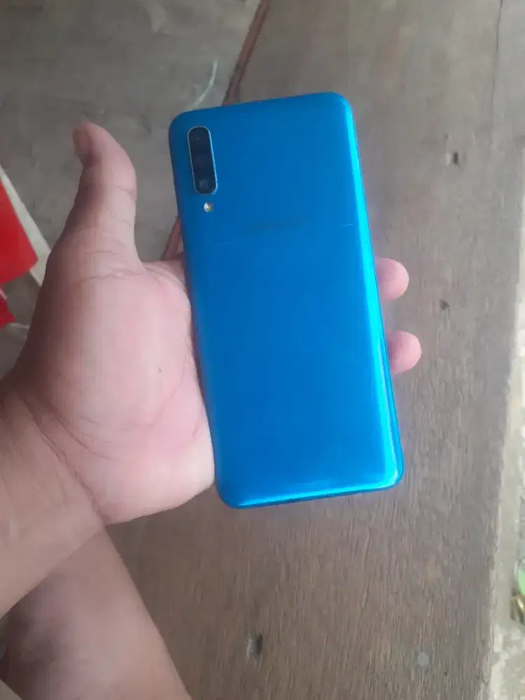 Samsung A50 ram 4/64  resmi sein