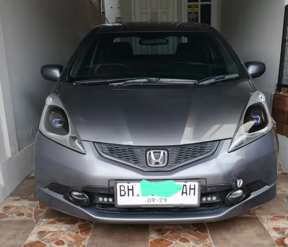 Jual / TT Mobil 3 brs