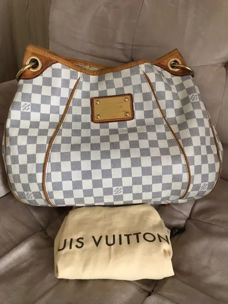 LOUIS VUITTON GALLERIA AZZURE GM