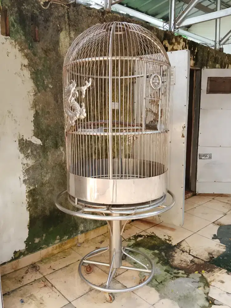 Sangkar Beo dan kakatua