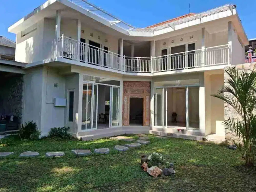 rumah semi villa Ahmad Yani Denpasar utara bali