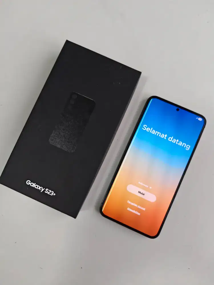 Samsung S23 Plus 8/256 Minus Green Line