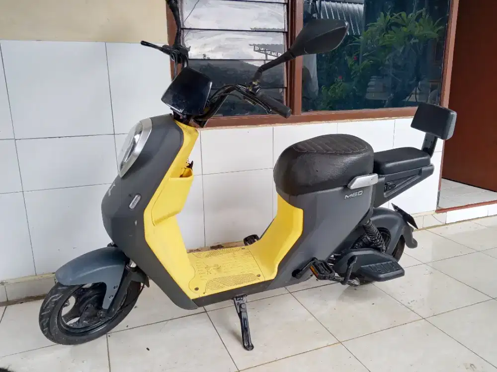 Sepeda listrik U-Winfly m60