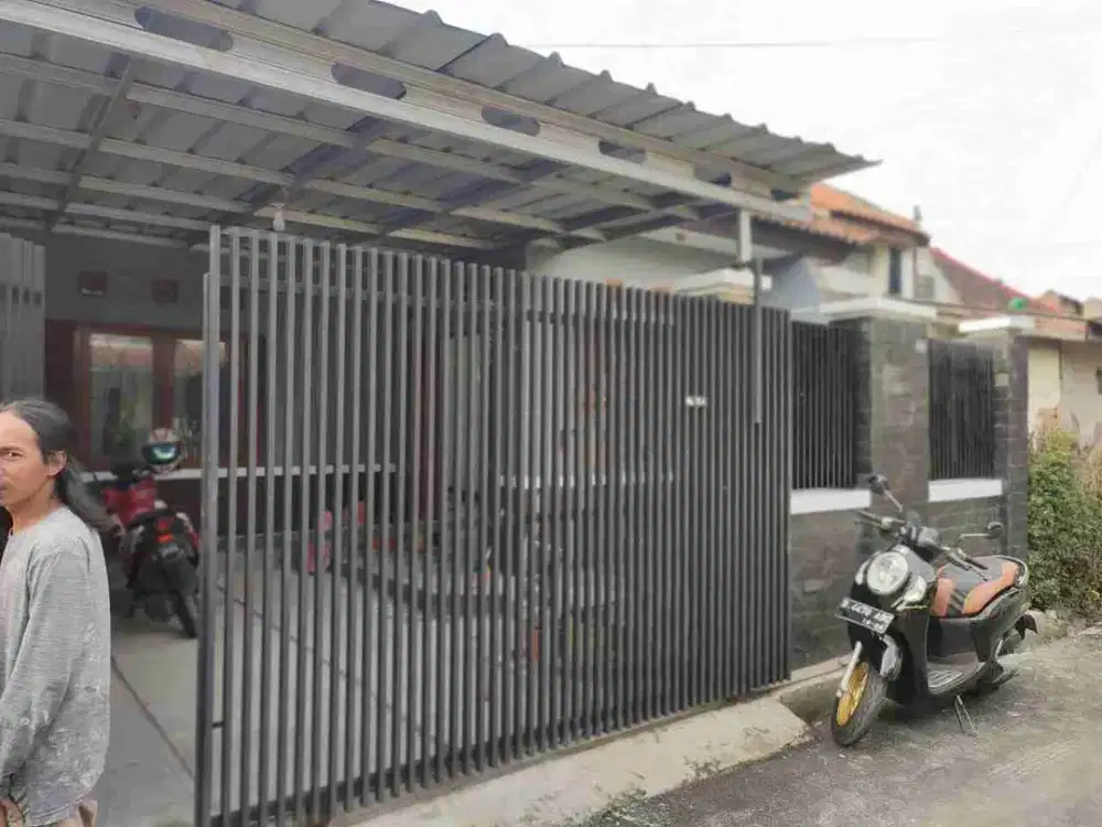 Disewakan Rumah Tengah kota di Nilem Bkr Buah Batu dekat Turangga