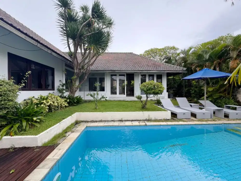 5.75 Are Freehold Villa in Umalas Klecung