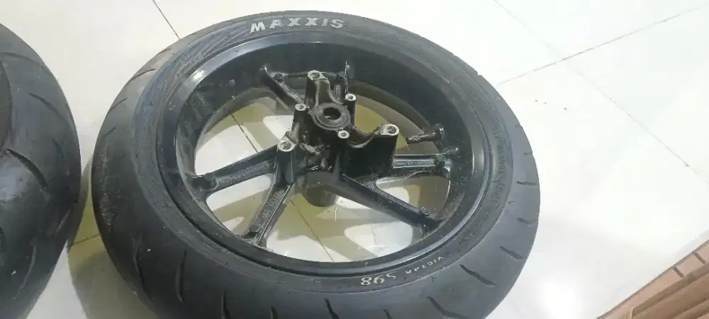 Velg nmax old plus ban maxxis