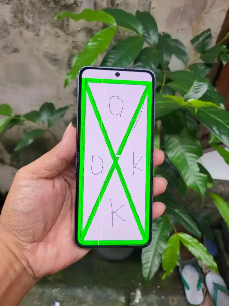 Samsung Z Flip4 8+8/512Gb minus garis,Normal tinggal pakai