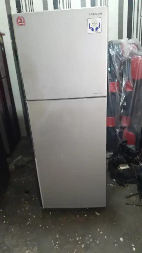 Kulkas Hitachi inventer