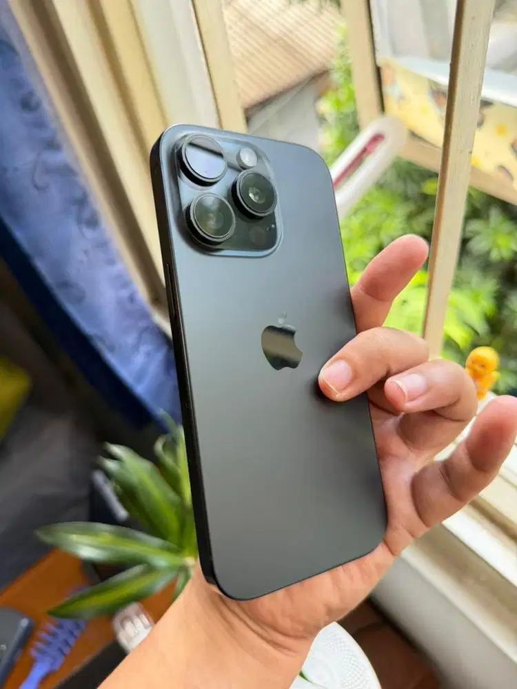 [RESMI BEACUKAI] iPhone 16 Pro 512GB Black - Sinyal Selamanya!