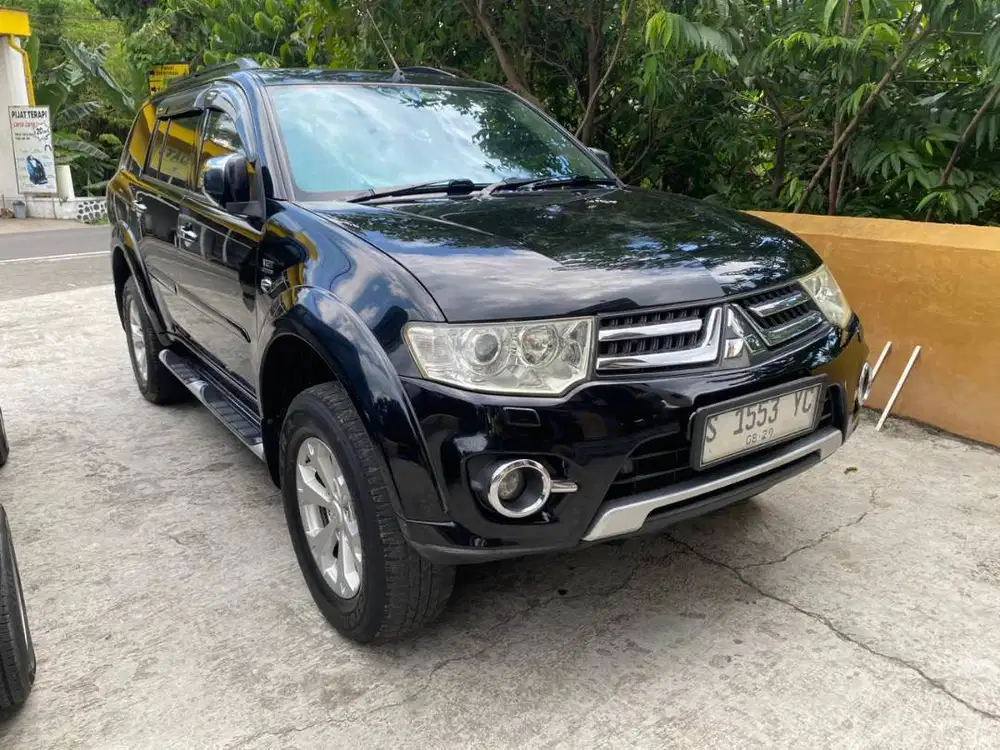 2014 Mitsubishi pajero Sport Dakar Plat S mul mobil bekas sekoto