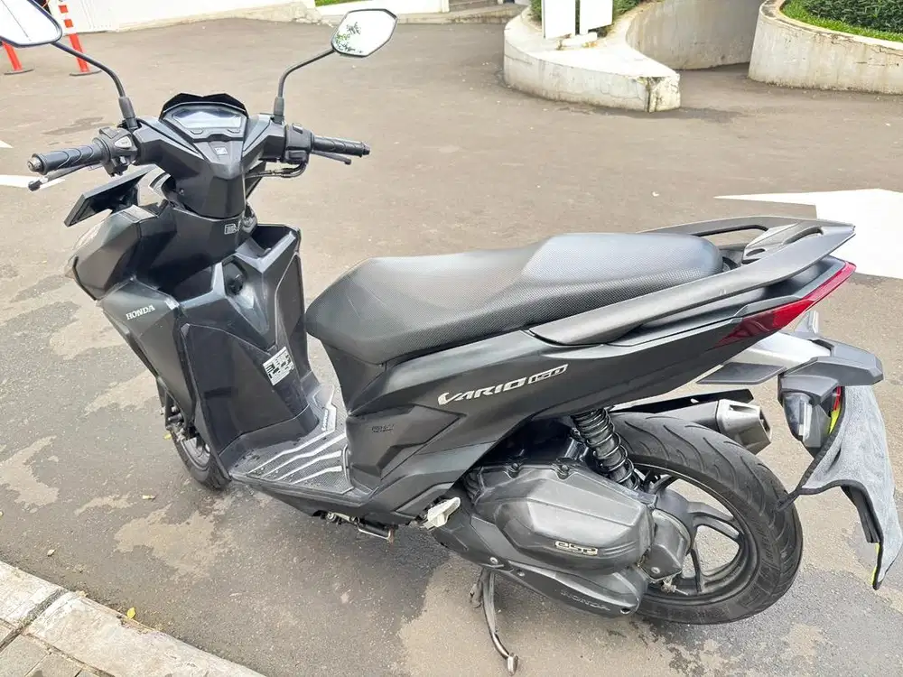 Jual Motor bekas Honda Vario 150cc 2018 Keyless.