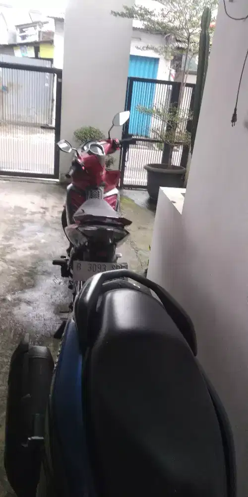 Jupiter MX new 2014 tangan1 mulus 99% cet mesin orisinil