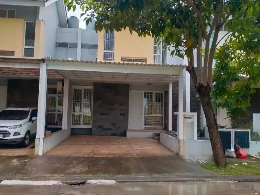 Disewakan Rumah Depan Taman di Cluster Neo Vasana Harapan Indah Bekasi