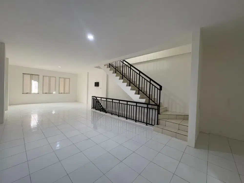 Ruko Cordoba PIK 4LT 5x12,5 Siap Pakai Strategis Lokasi Ramai