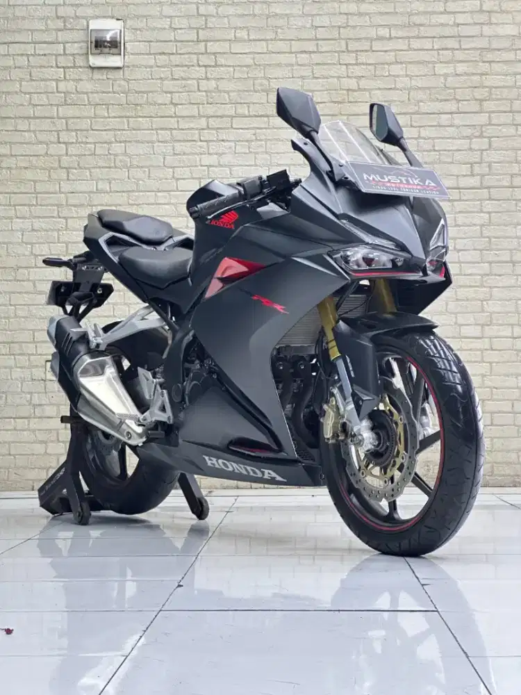 ODO 8RB‼️Honda CBR 250RR ABS 2017 Matte Black Simpanan - Dava Mustika