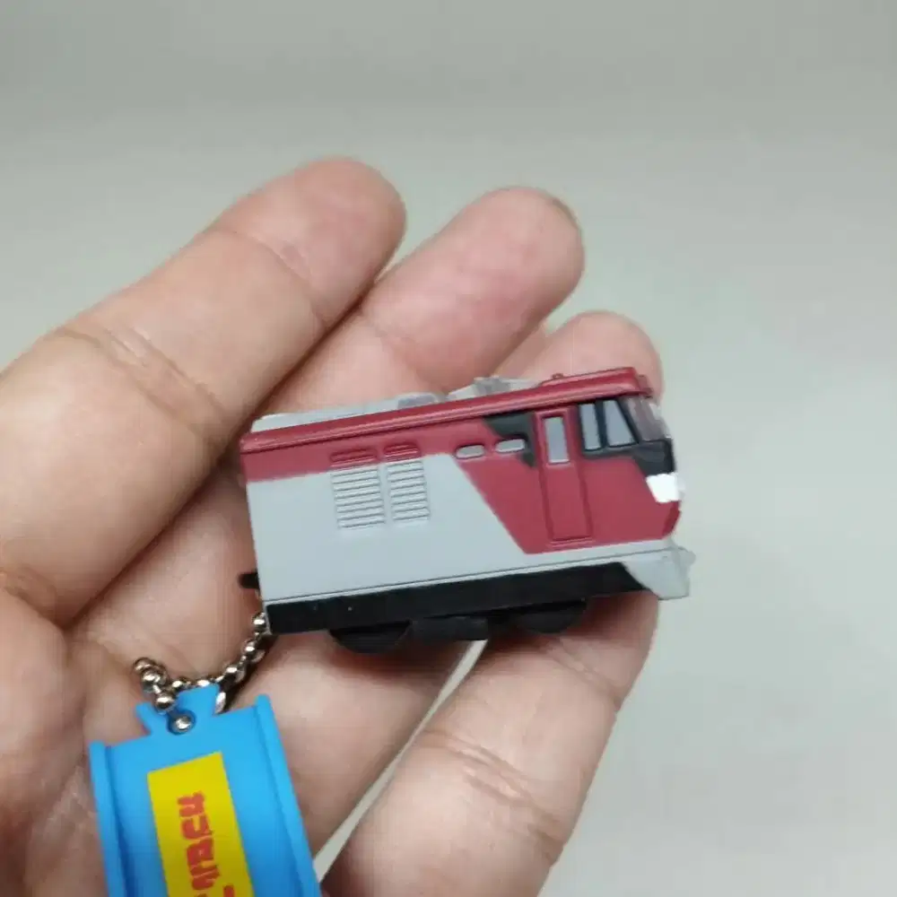 Miniatur kereta abu