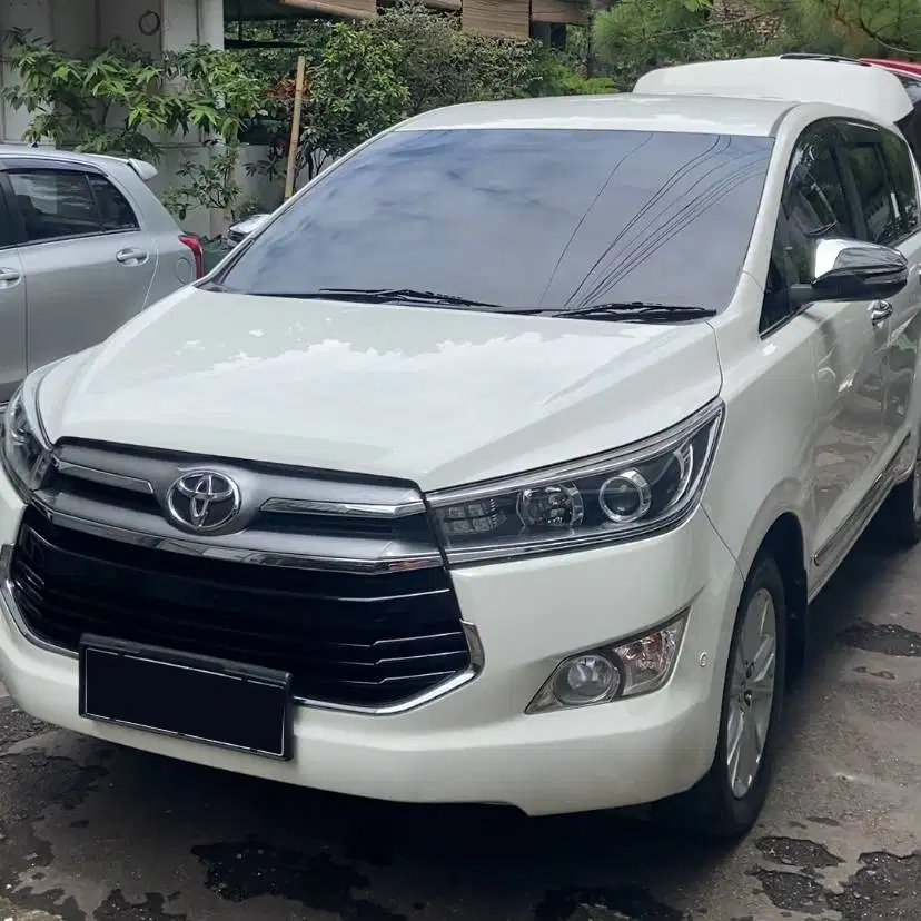 Toyota Kijang Innova 2.0 Q MPV AT 2016