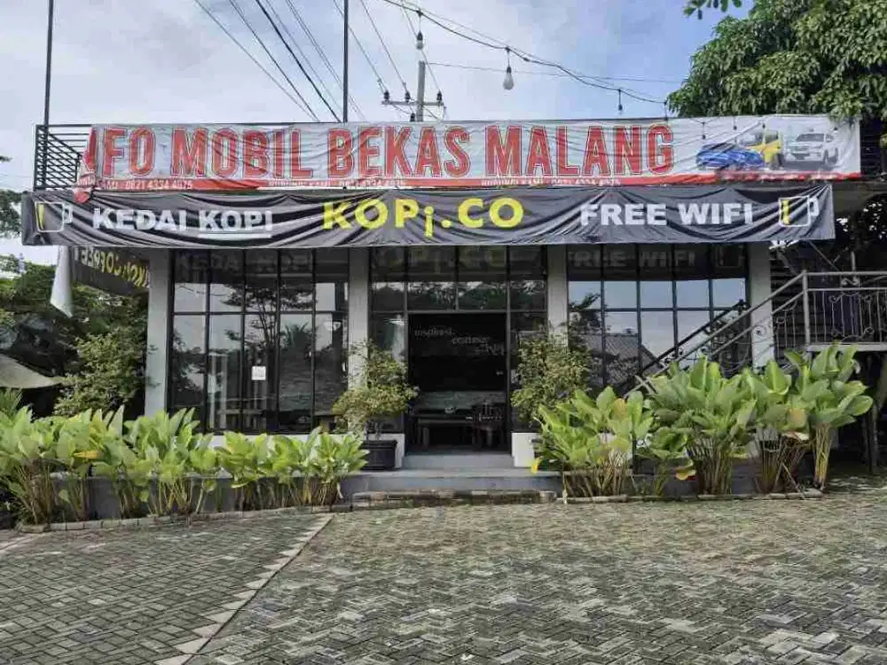 Rumah+Tempat Usaha
(Cafe+Showroom Mobil) 
Lokasi Lowokwaru Malang
(Dekat Suhat)