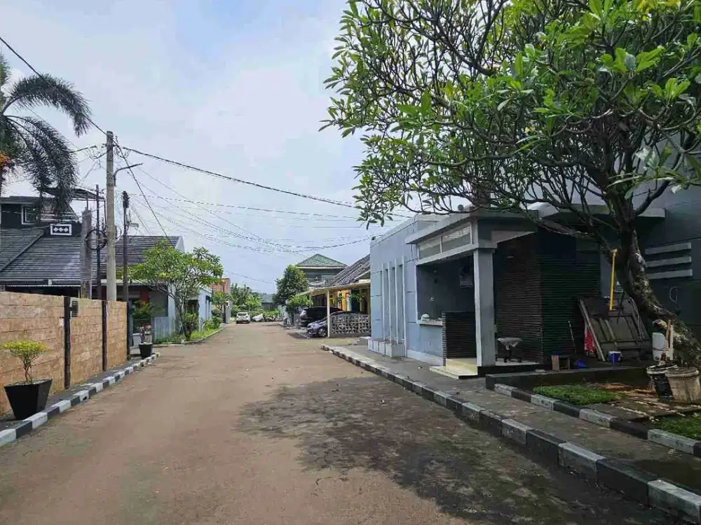 Dijual murah rumah siap huni cluster  Mampang Depok dekat pintu tol sawangan