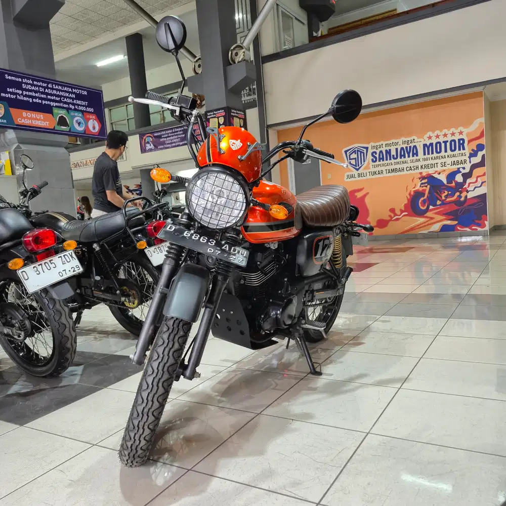Kilometer 1000 Kawasaki W175 SE Cafe 2022, Wildan Sanjaya Motor Bdg
