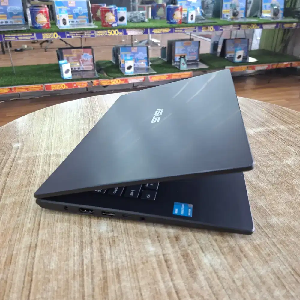 REKOMENDASI LAPTOP PELAJAR DAN MAHASISWA SPESIFIK TINGGI DESAIN