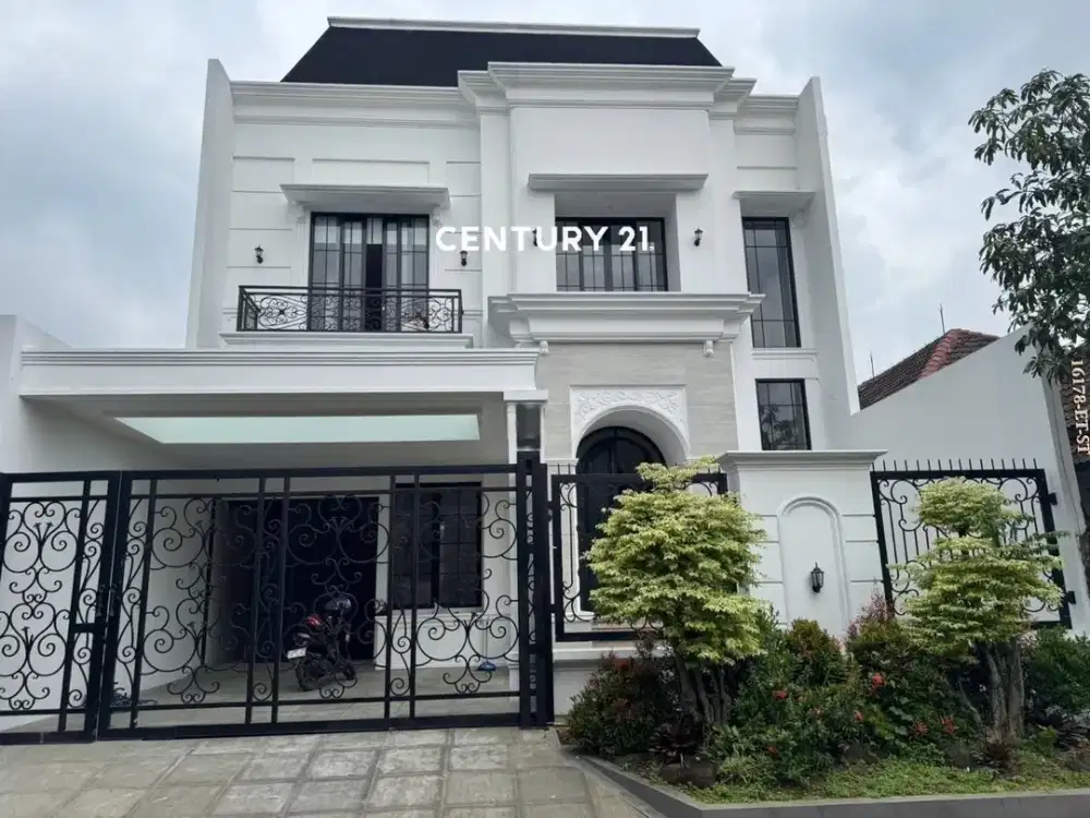 Dijual Rumah Design American Classic Cakep Fully Furnished