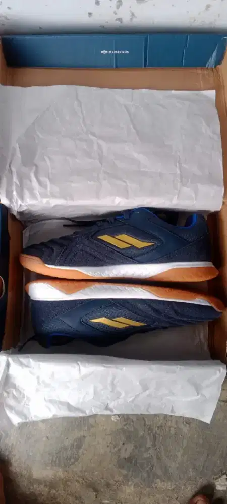 Dibutuhkan Karyawan dan Karyawati untuk di Cafe