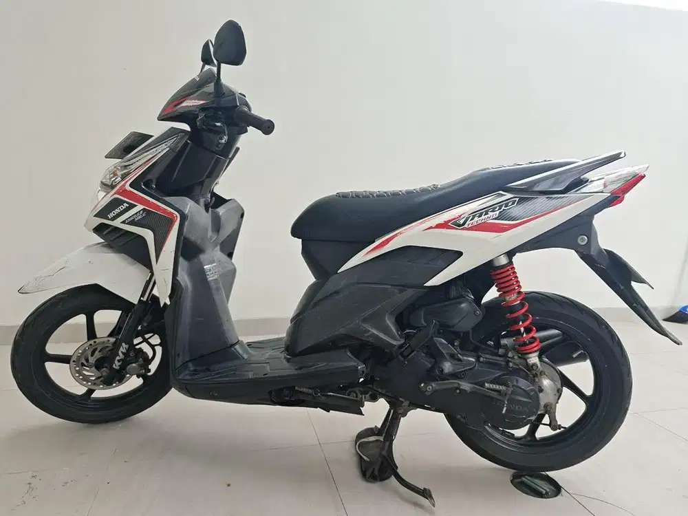 Di Jual Honda Vario Techno 110 Karbu 2012 - KM Rendah 40ribu - Full Or