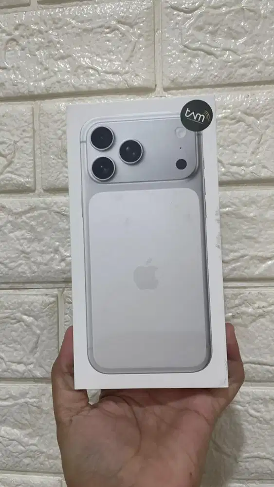 IPHONE 17 PRO MAX BRAND NEW