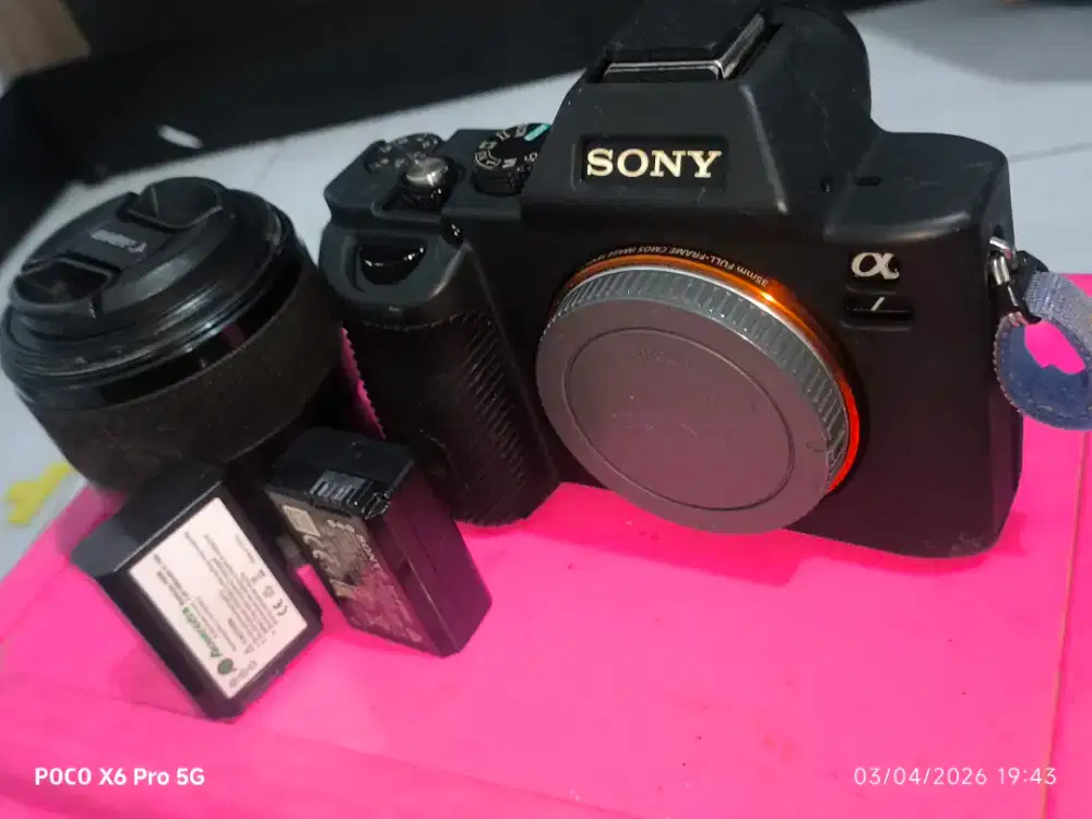 Paketan Kamera full frame sony a7 classic + lensa FE 50mm f/1.8