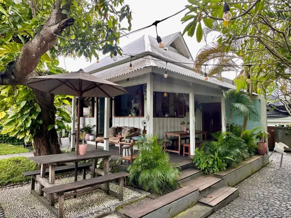 For Sale Established Restaurant / Café - Prime Location in Canggu