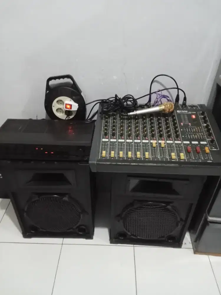 Set audio musik karaoke lengkap