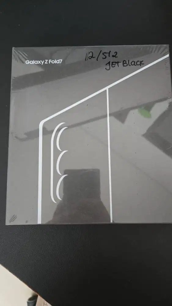 Samsung Z Fold 7 12/512 BNIB