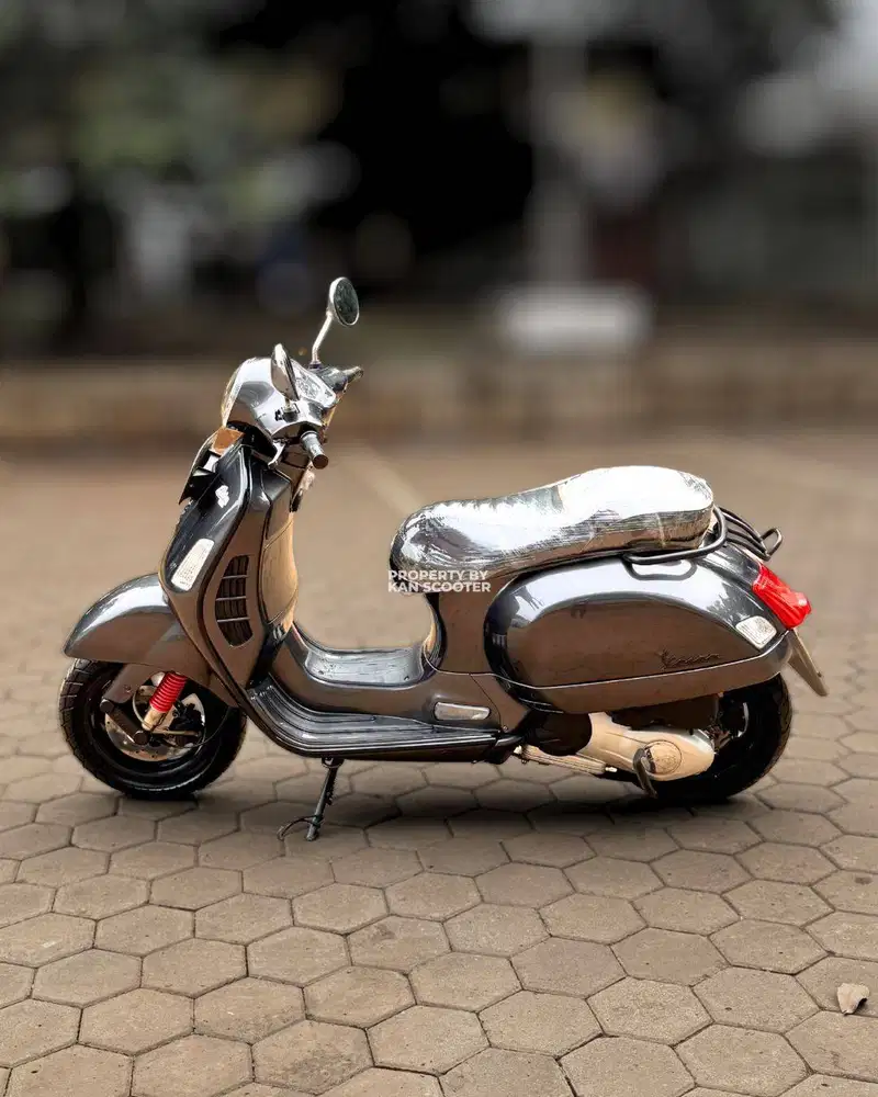 VESPA GTS 150 3V 2015 BERGARANSI