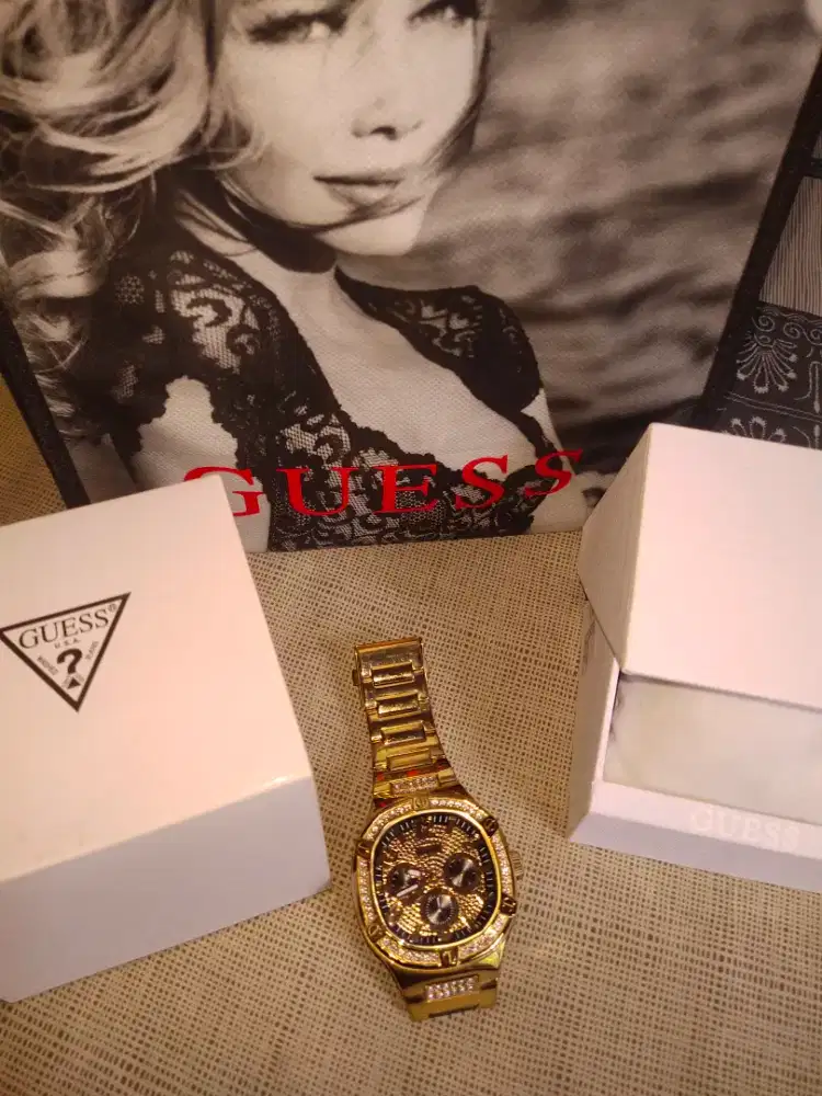 LELANG Harga Tertinggi Angkut Jam Tangan GUESS Original GOLD