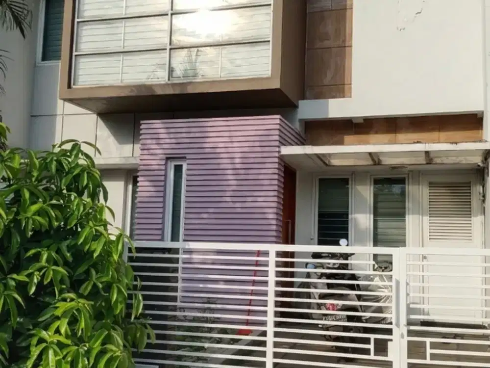 Di Sewakan Rumah di Harapan Indah Regency, Kota Harapan Indah Bekasi Barat.