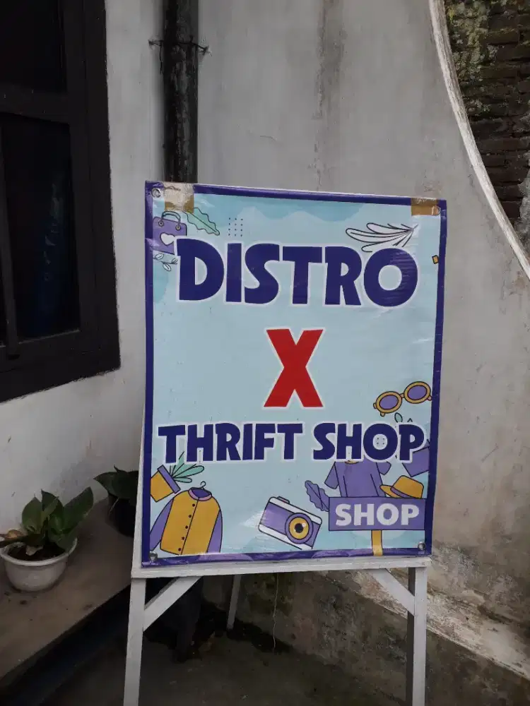 Thrift Shop Baju Atasan & Terusan Wanita