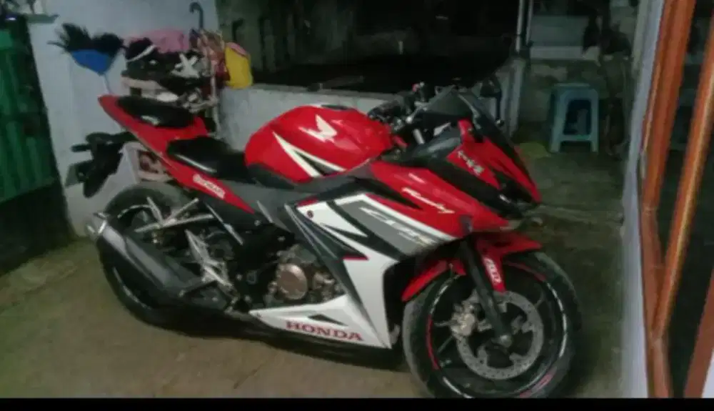 JUAL MOTOR CB 150R 2018 BISA NEGO