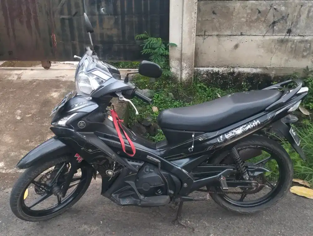 YAMAHA LEXAM AUTOMATIC 2011 MOTOR SEHAT SIAP PAKAI LANGSUNG