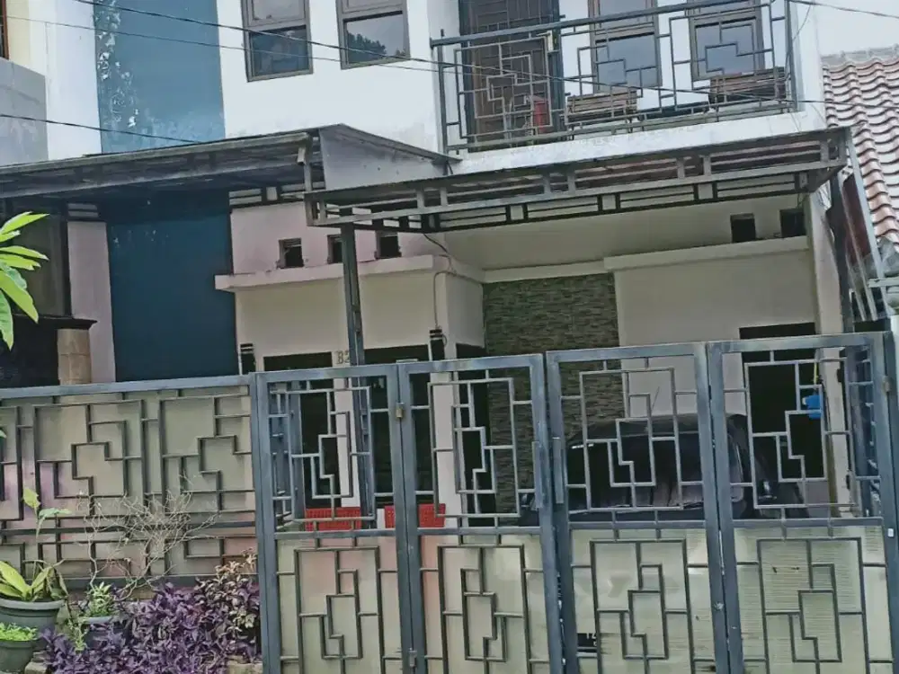 Dijual Rumah Harga di Bawah 1M di Beji Depok 2 Lantai Dekat ke Stasiun