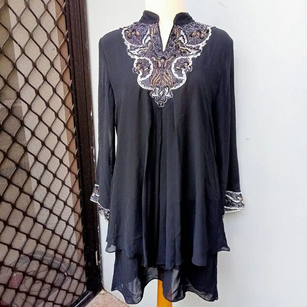 Blouse Hitam Tunik Wanita Formal