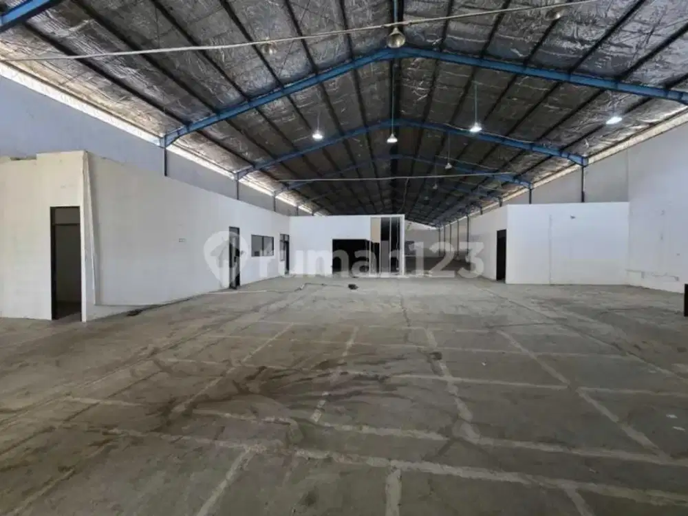 Dijual Gudang Kawasan Industri Lokasi Strategis Jaten, Karanganyar Luas 8810m2 BU !!!
