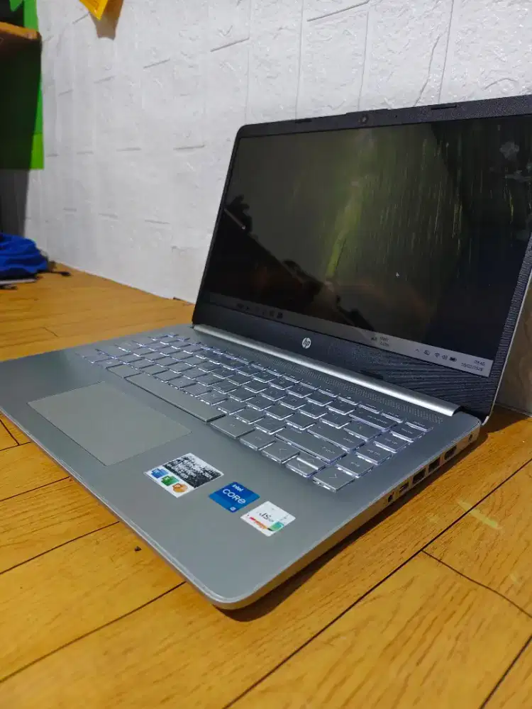 HP 14S I5 gen 12 8GB